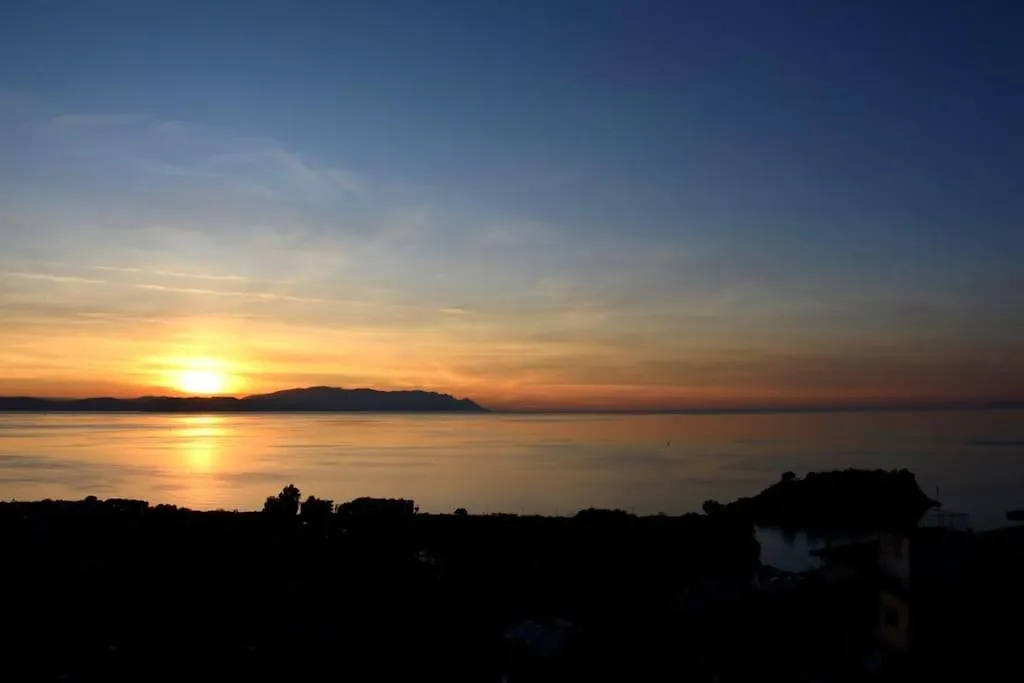 Villa 6 Rooms 1 Living Room Magnificent Sea View Kusadasi