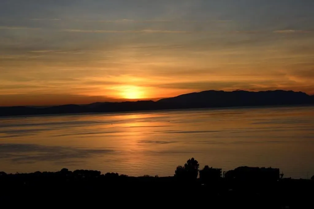 Kusadasi Muhtesem Deniz Manzarali Villa 6+1