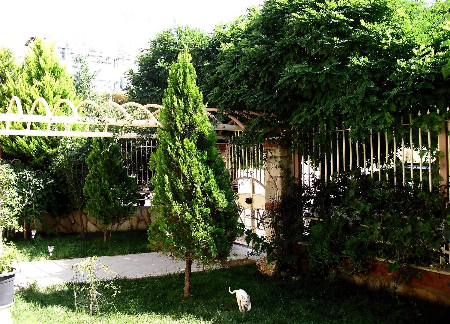 Kusadasi Muhtesem Deniz Manzarali Villa 6+1 Turkey